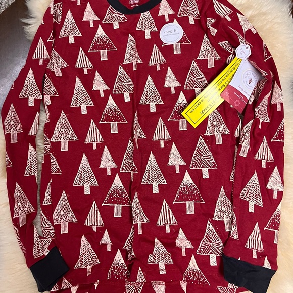 NWT Burt’s Bees Pajama’s - Picture 2 of 4